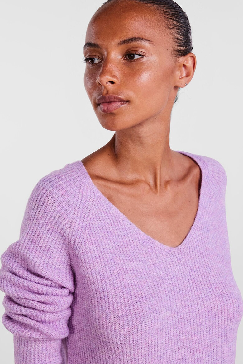 Pieces Пуловер Ellen с шпиц - Pepit.bg