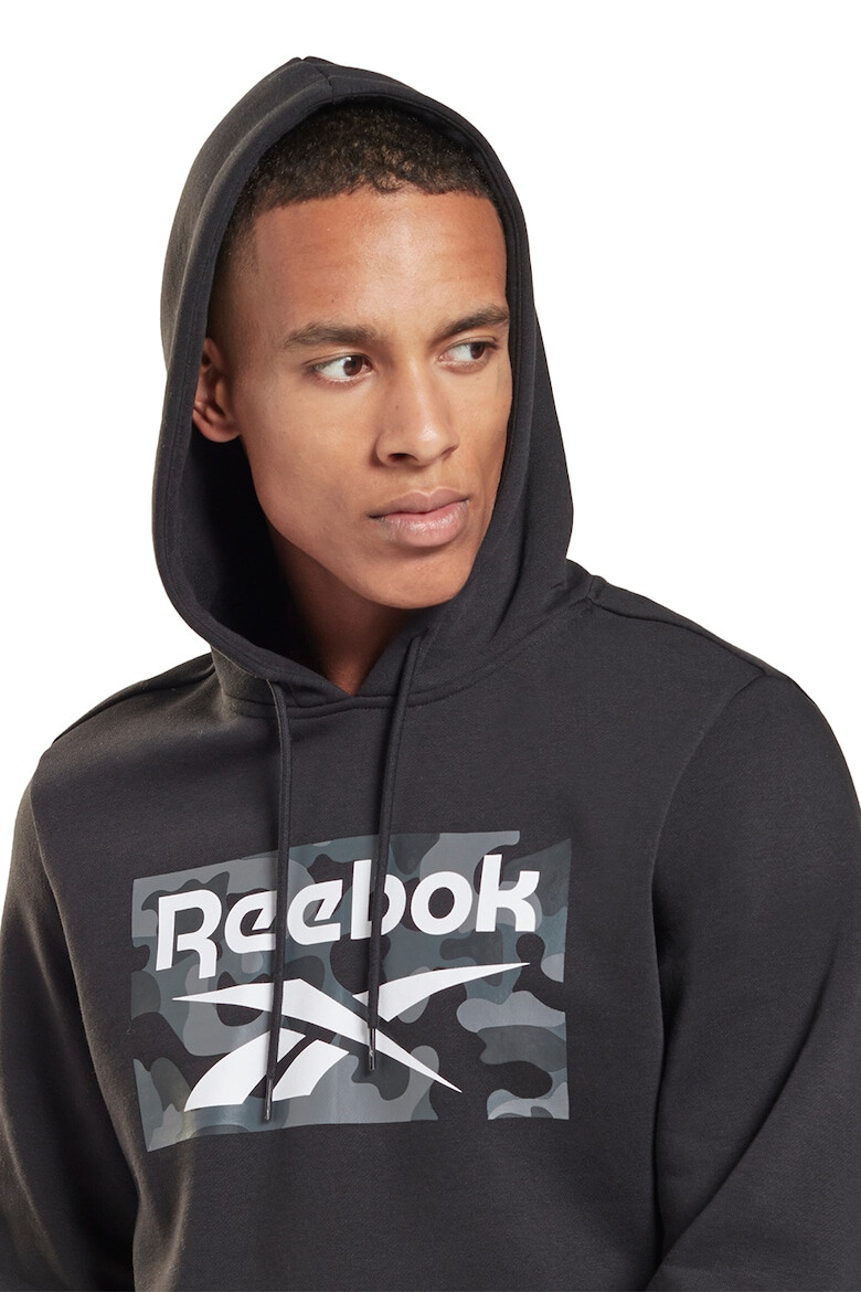 Reebok Фитнес худи Camo с лого - Pepit.bg