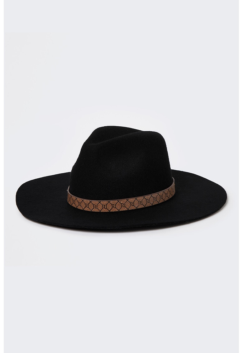 RIVER ISLAND Вълнена шапка с монограм - Pepit.bg