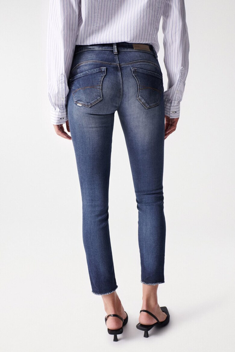 Salsa Jeans Дънки над глезена Wonder с повдигащ ефект - Тъмносин/Мръснобял - Pepit.bg
