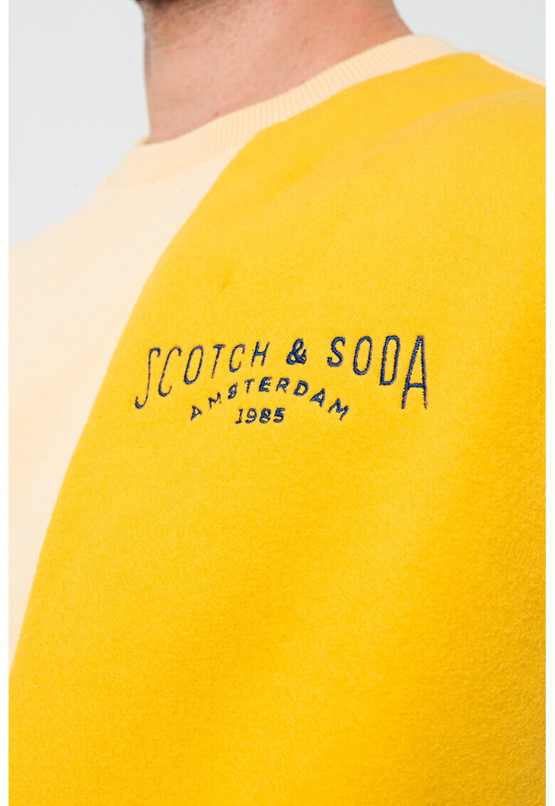 Scotch & Soda Суитшърт от органичен памук с дизайн с цветен блок - Pepit.bg