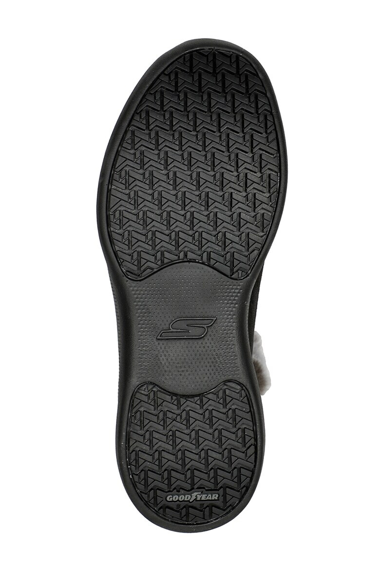 Skechers Боти с еко пух Go Walk Stability - Pepit.bg