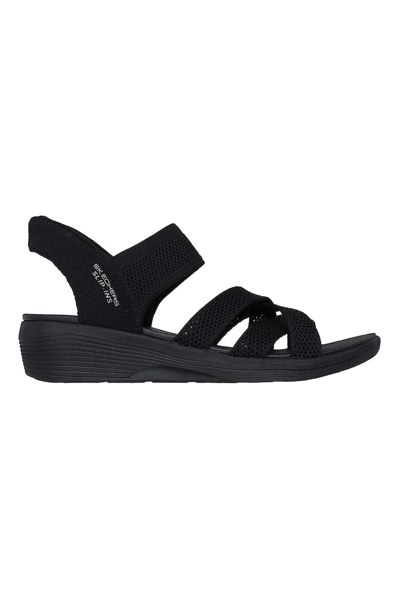 Skechers Сандали Arya Slip-Ins™ - Черен - Pepit.bg