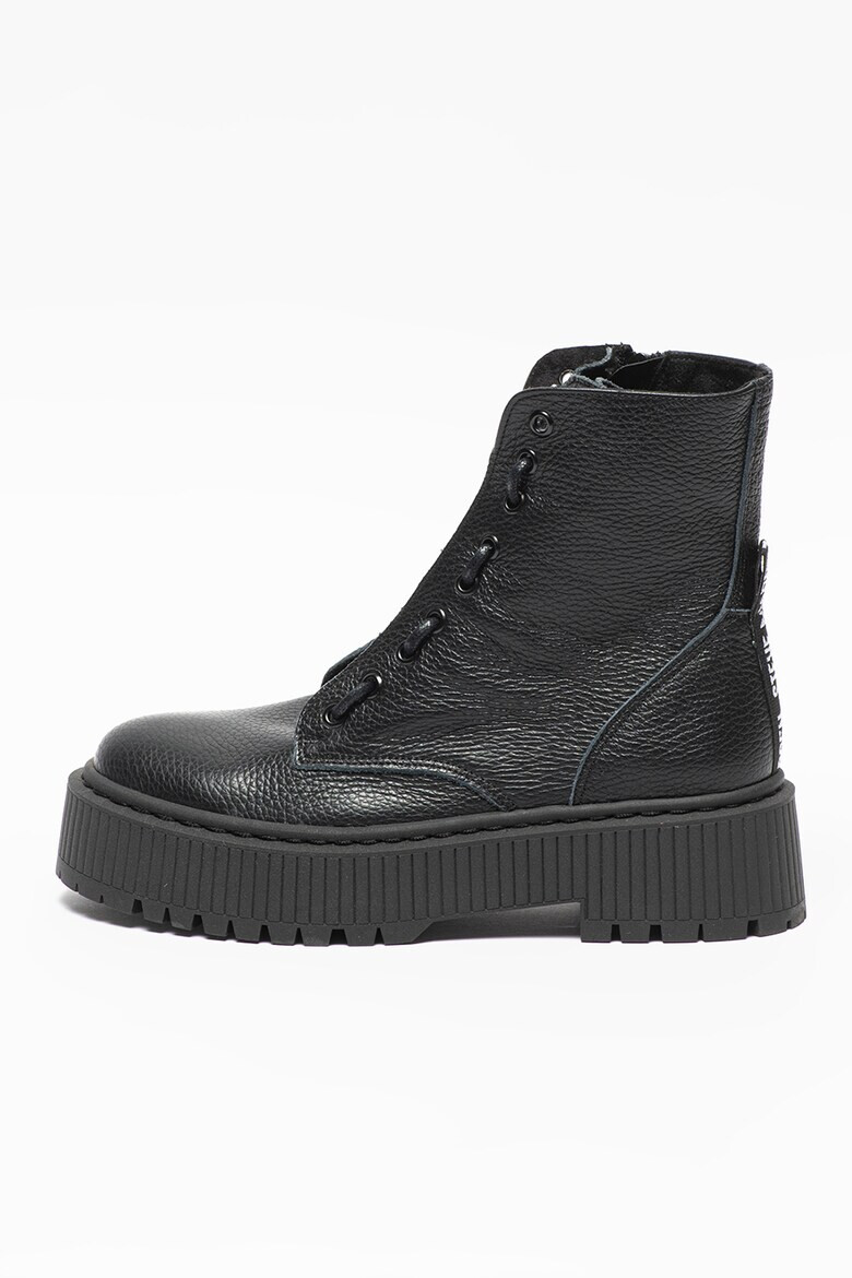 Steve Madden Кожени боти Odyl с релеф - Pepit.bg