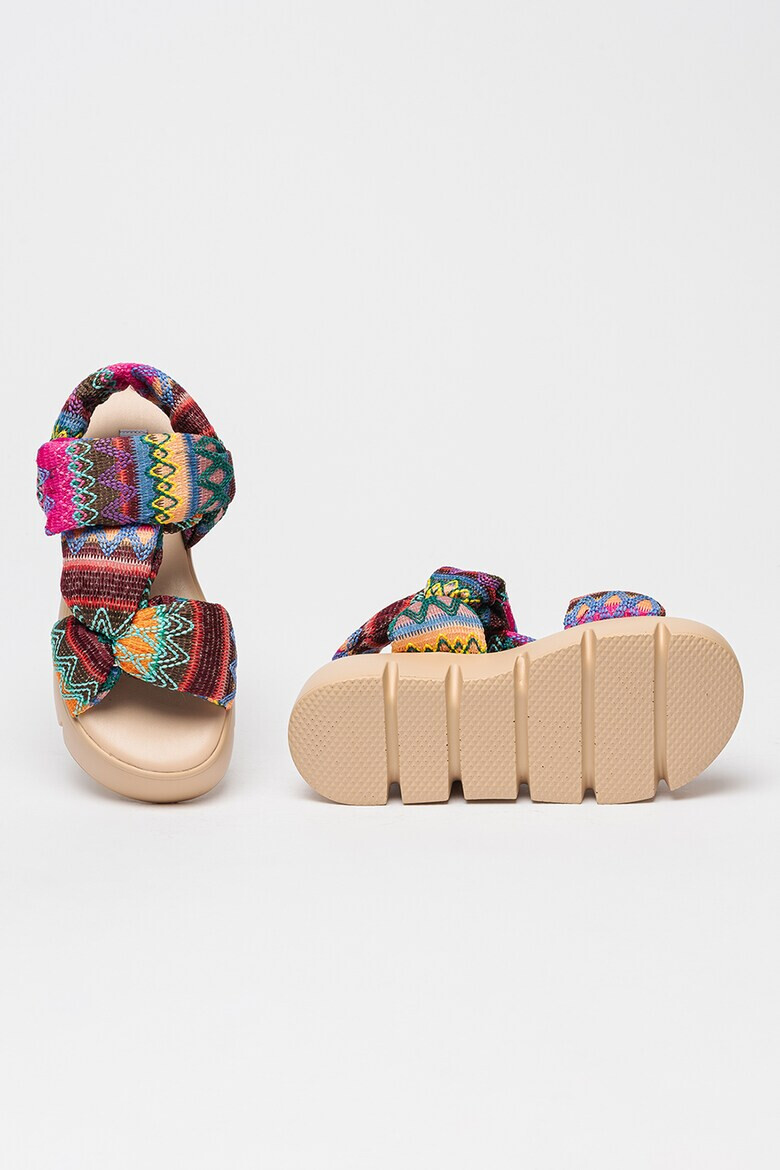 Steve Madden Сандали Bonkers с масивен дизайн - Pepit.bg