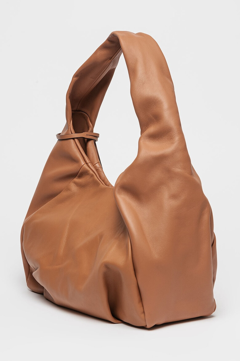 STUART WEITZMAN Кожена хобо чанта The Moda - Pepit.bg