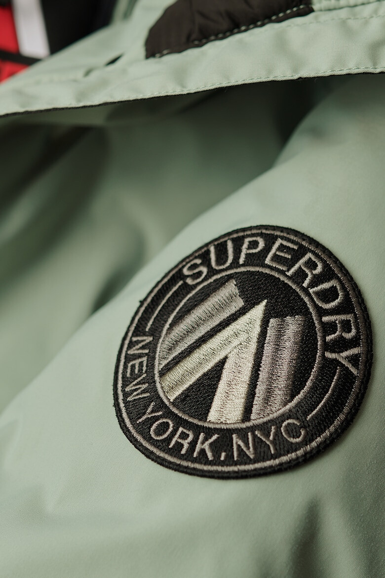 SUPERDRY Бухнали яке с качулка - Pepit.bg