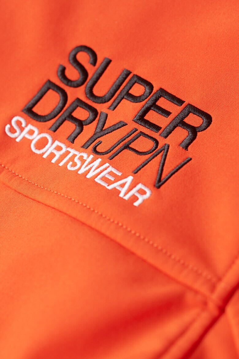 SUPERDRY Яке Softshell с качулка и лого - Pepit.bg