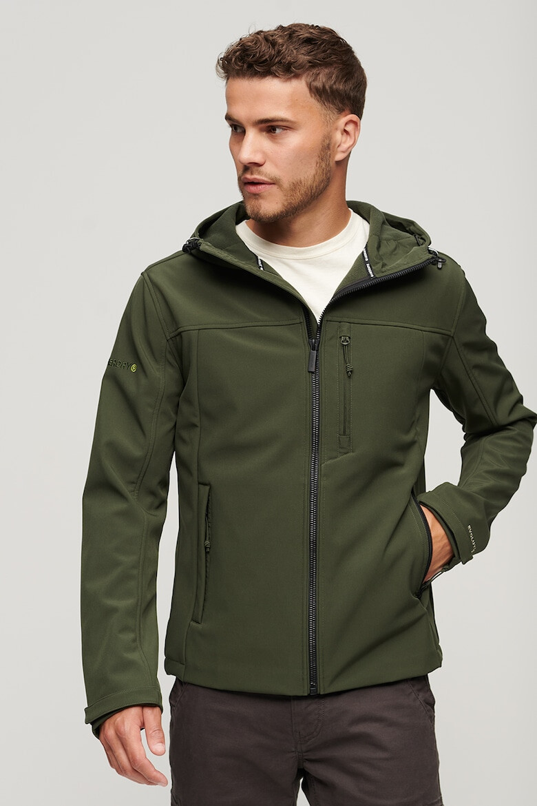 SUPERDRY Яке Softshell с качулка и лого - Pepit.bg