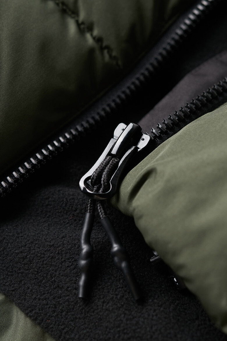 SUPERDRY Капитониран елек с вата - Pepit.bg