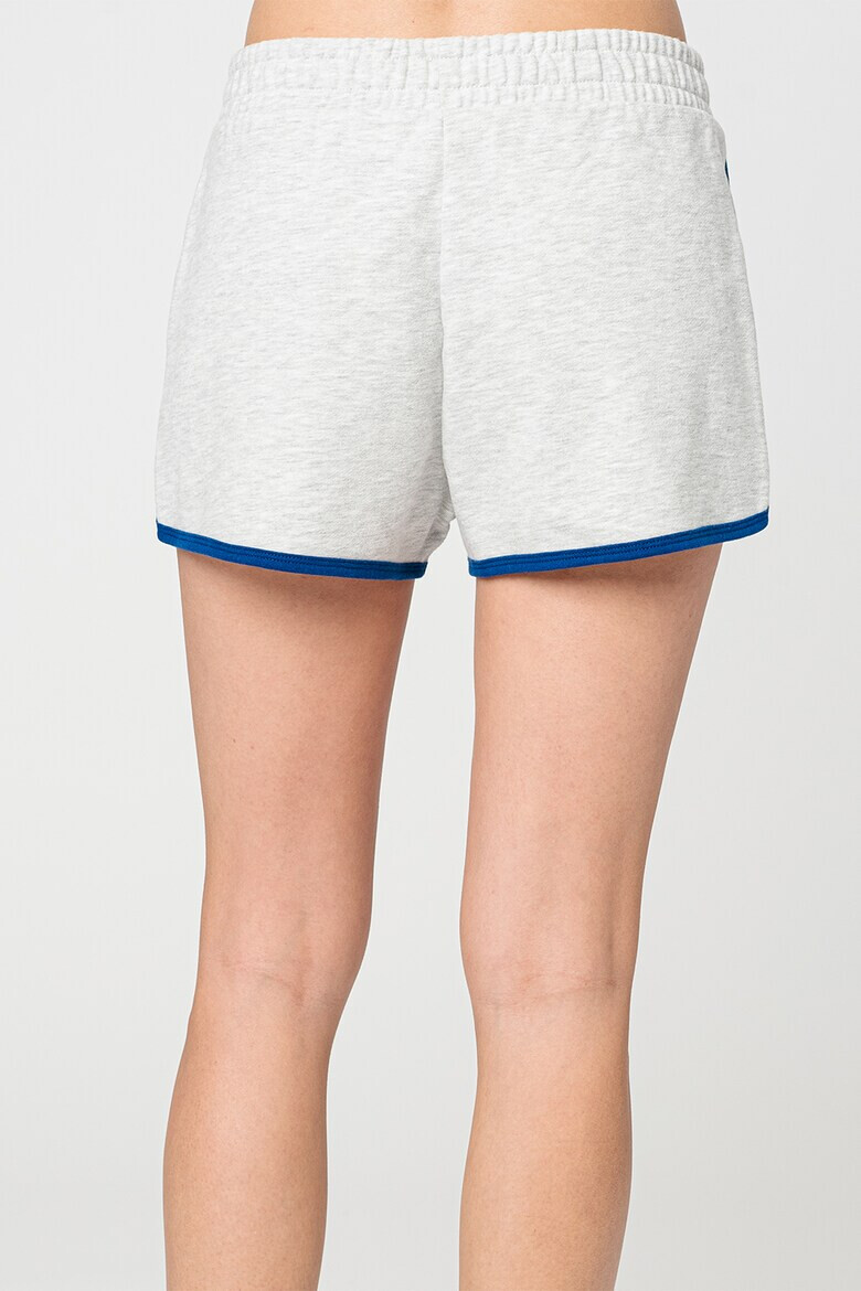 SUPERDRY Къс панталон с лого - Pepit.bg