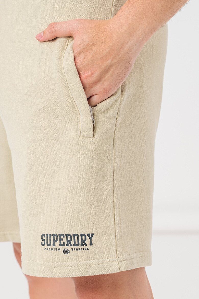 SUPERDRY Памучен къс панталон Code Core с джобове - Pepit.bg