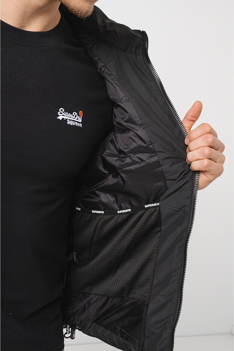 SUPERDRY Ватиран елек с качулка - Pepit.bg
