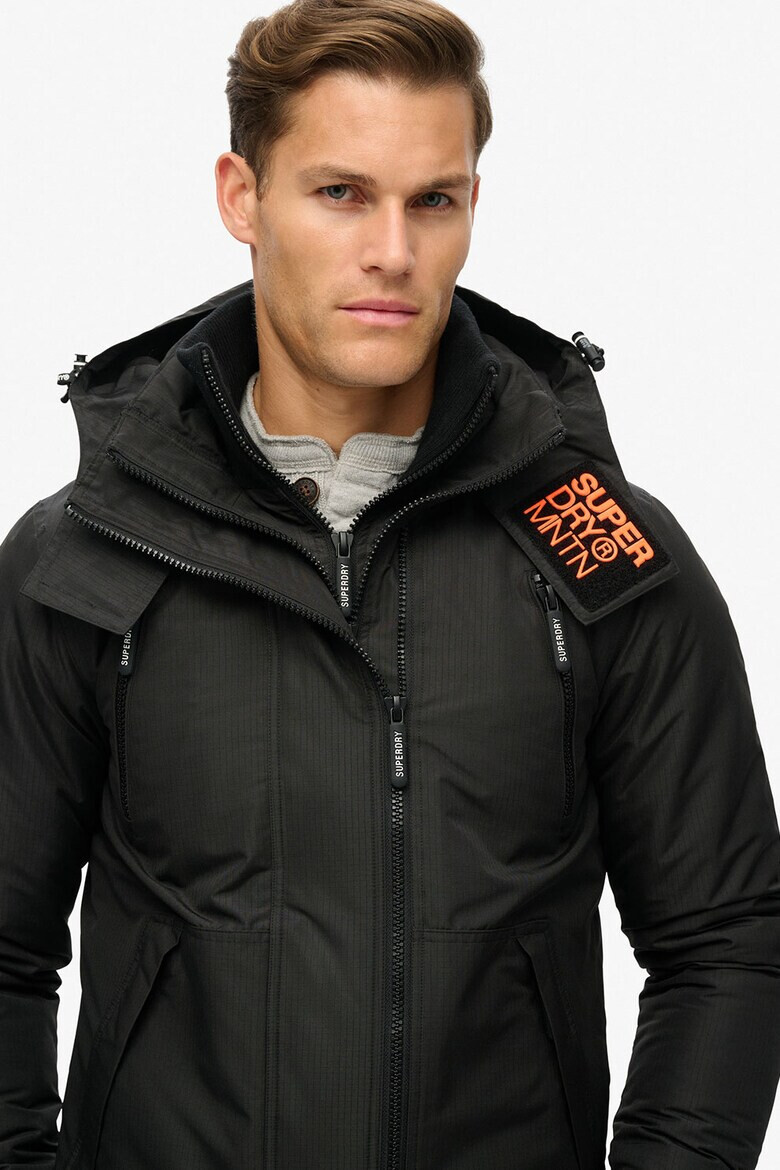 SUPERDRY Подплатено зимно яке с качулка - Pepit.bg