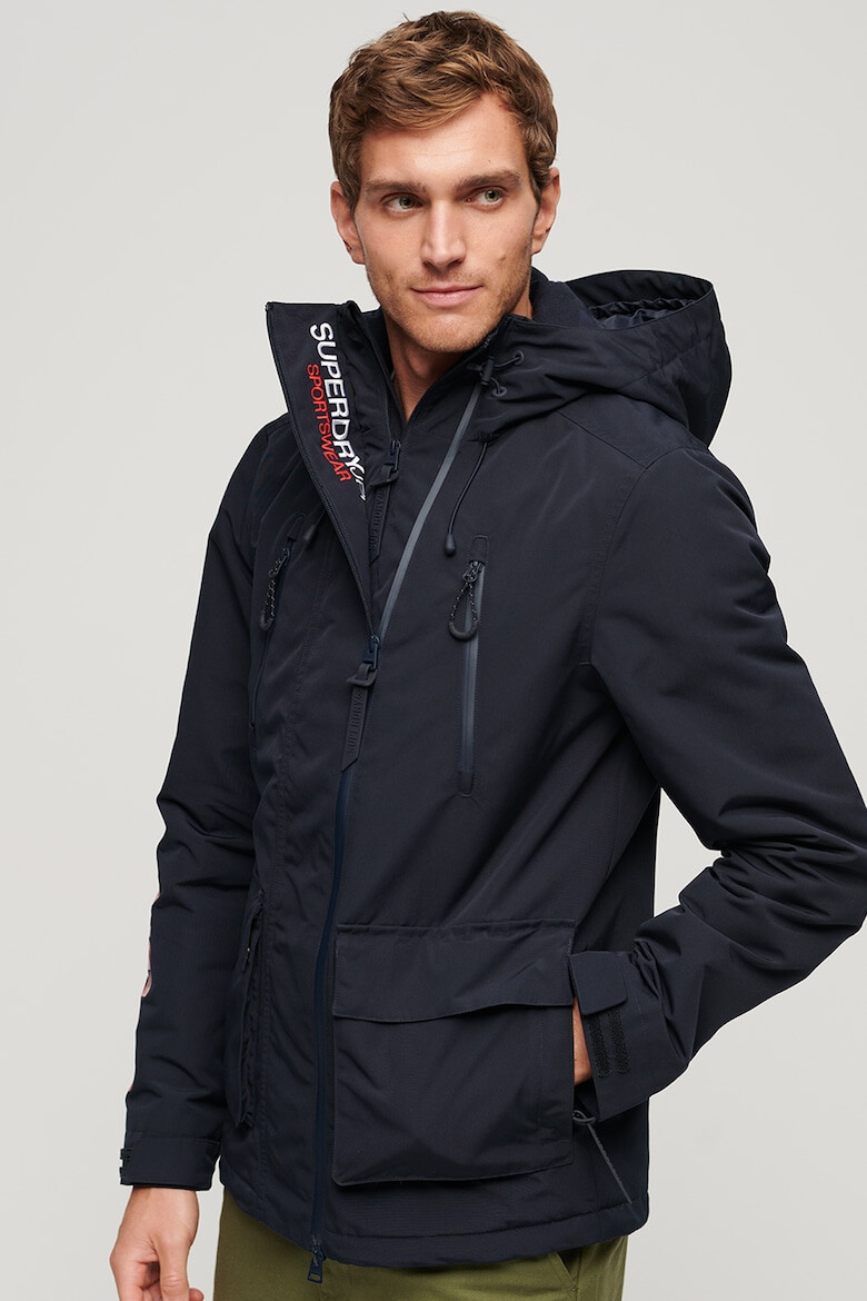 SUPERDRY Ветроустойчиво зимно яке Ultimate SD Windbreaker с лого - Pepit.bg