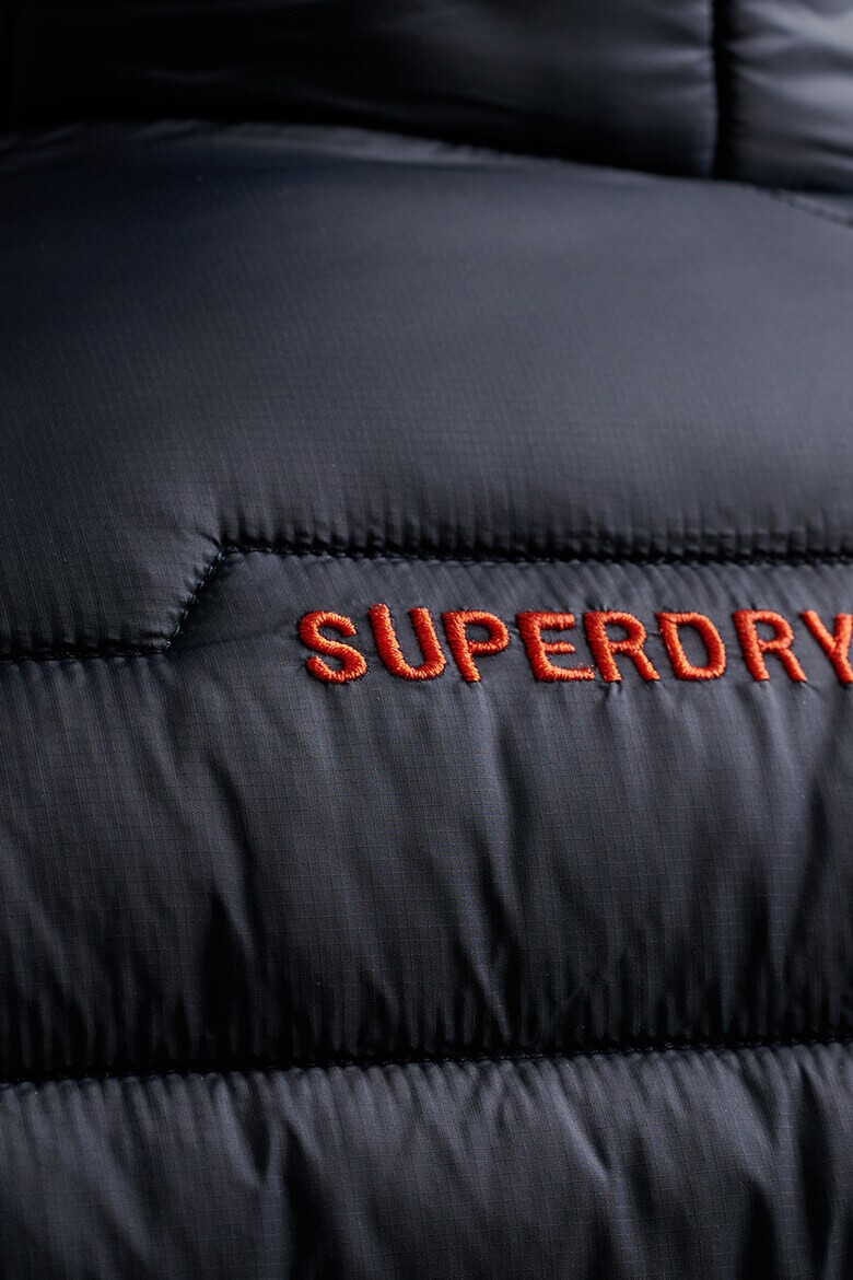 SUPERDRY Вталено зимно капитонирано яке Fuji с качулка - Pepit.bg