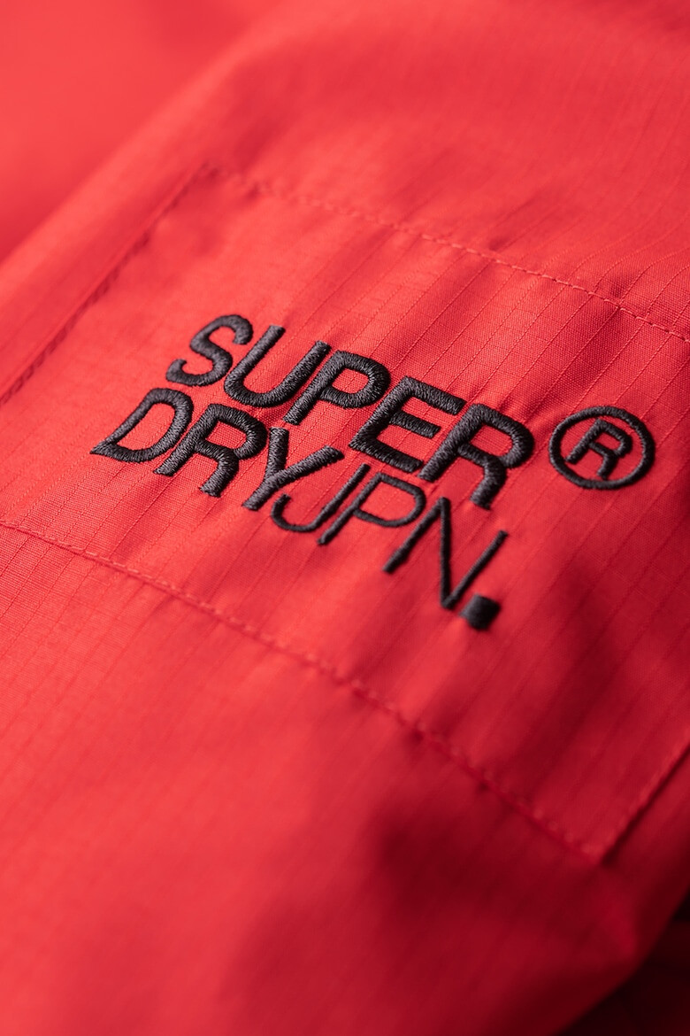 SUPERDRY Зимно яке Mountain Windcheater - Pepit.bg