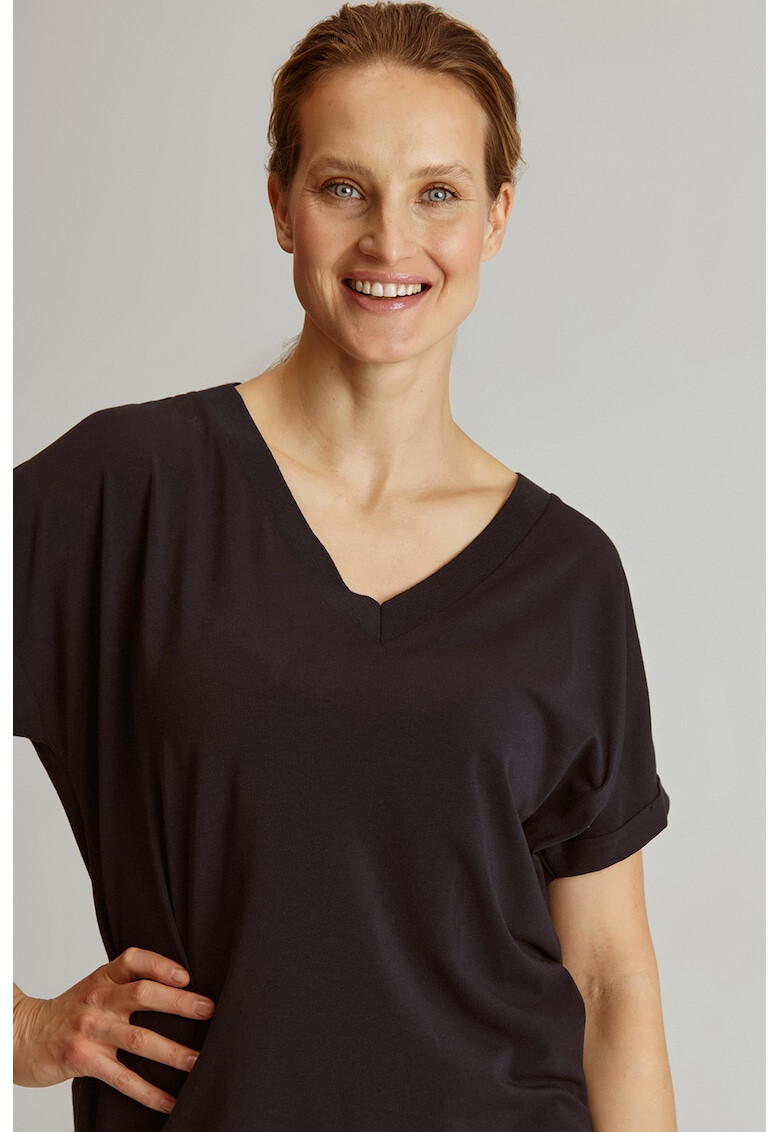 Tatuum Тениска Relaki с модал с шпиц - Pepit.bg