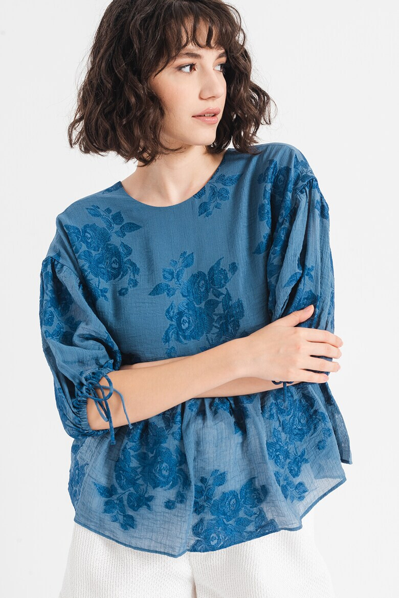Ted Baker Флорална блуза Kaarin с пеплум - Pepit.bg