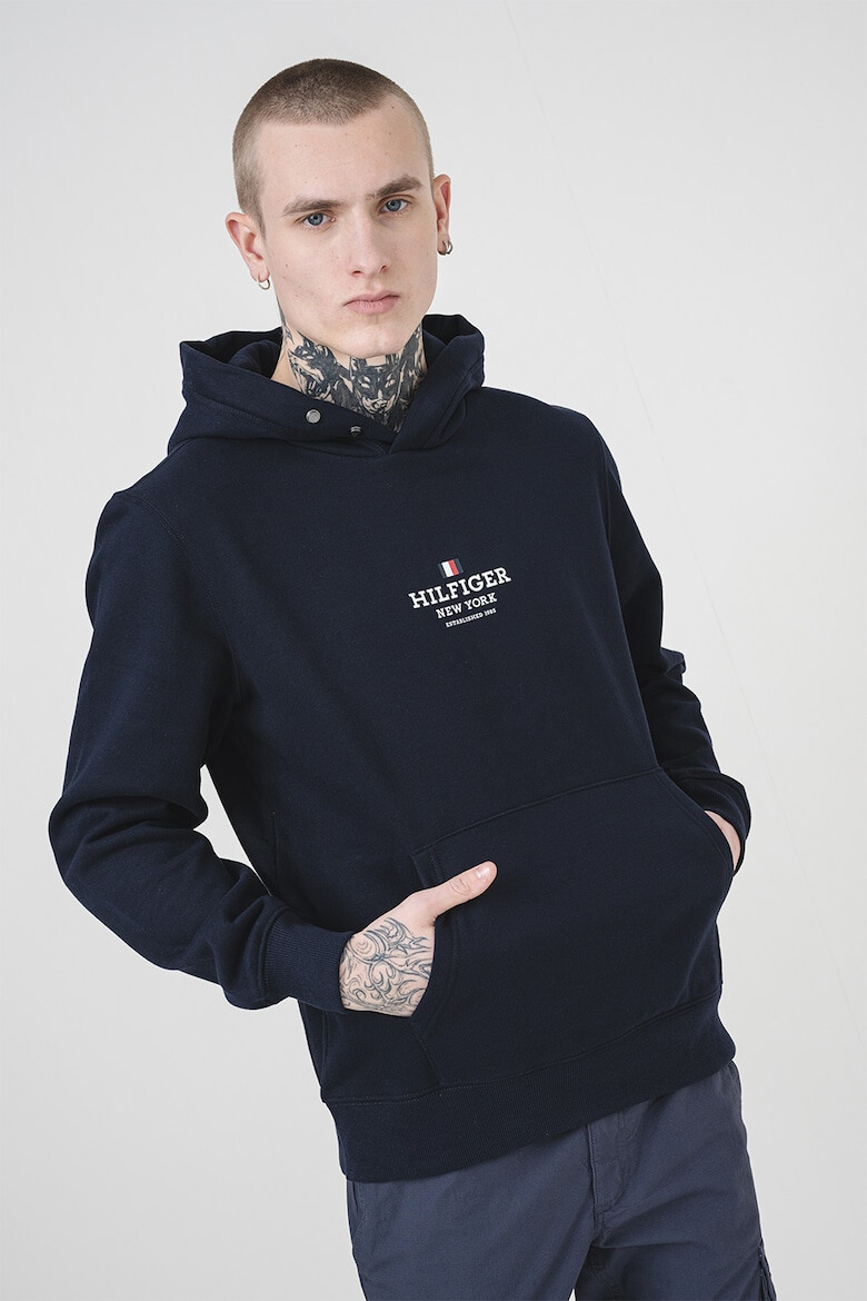 Tommy Hilfiger Худи с джоб кенгуру и лого - Pepit.bg