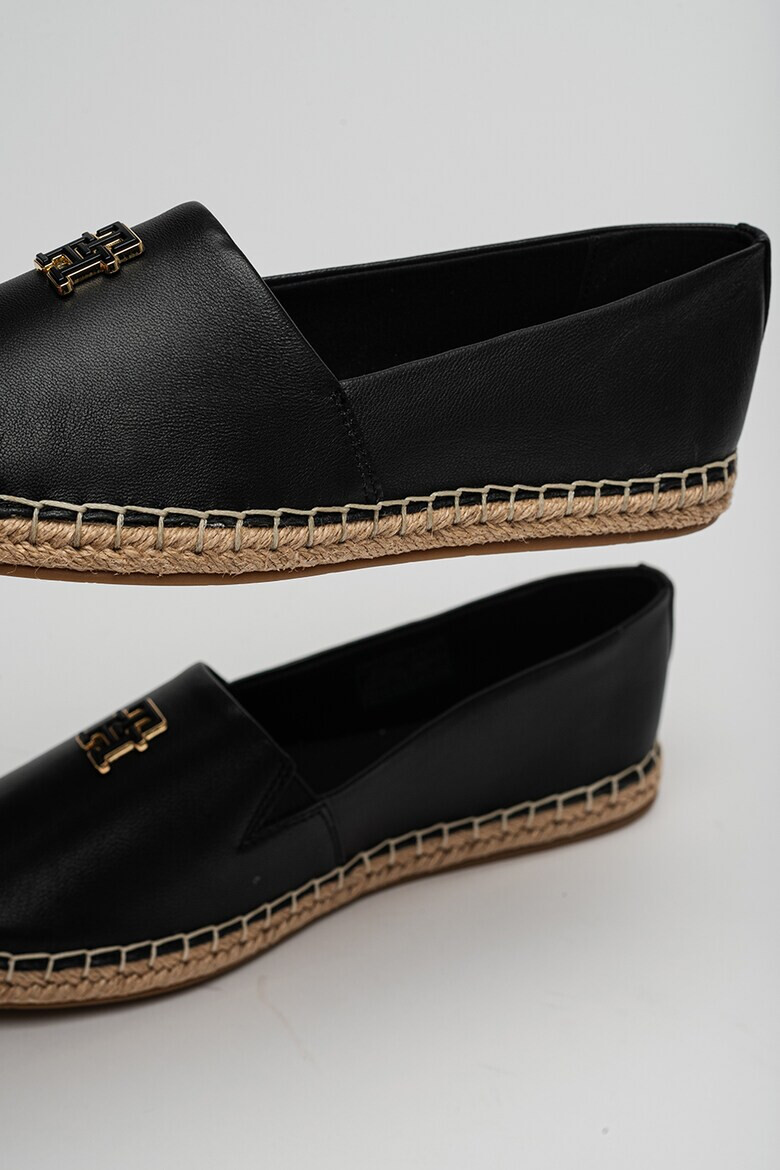 Tommy Hilfiger Кожени мокасини с лого - Pepit.bg