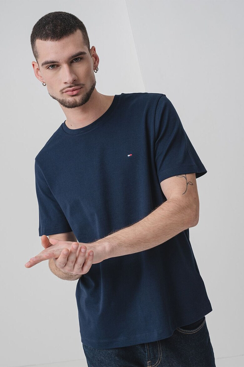 Tommy Hilfiger Памучна тениска с лого - Ултрамарин синьо - Pepit.bg