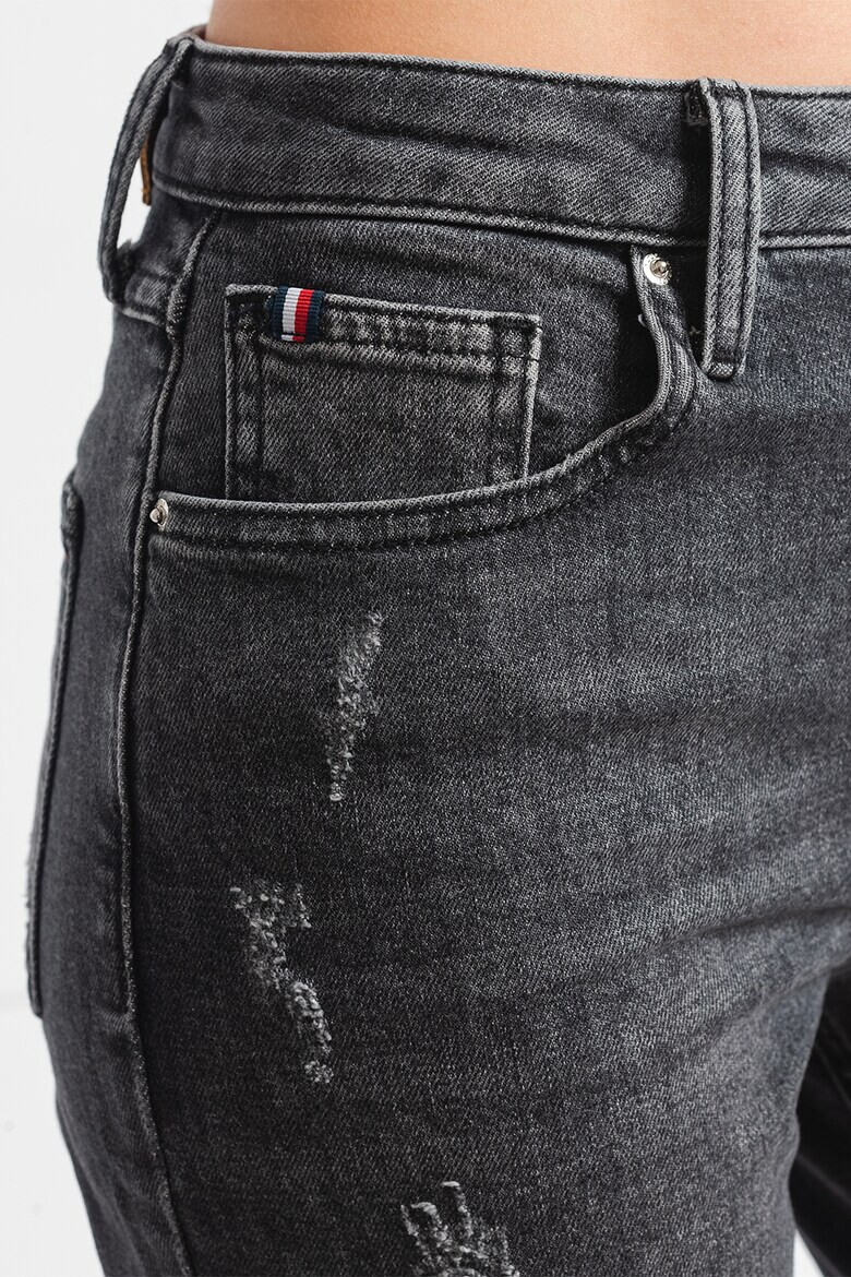 Tommy Hilfiger Прави дънки с протрити зони - Pepit.bg