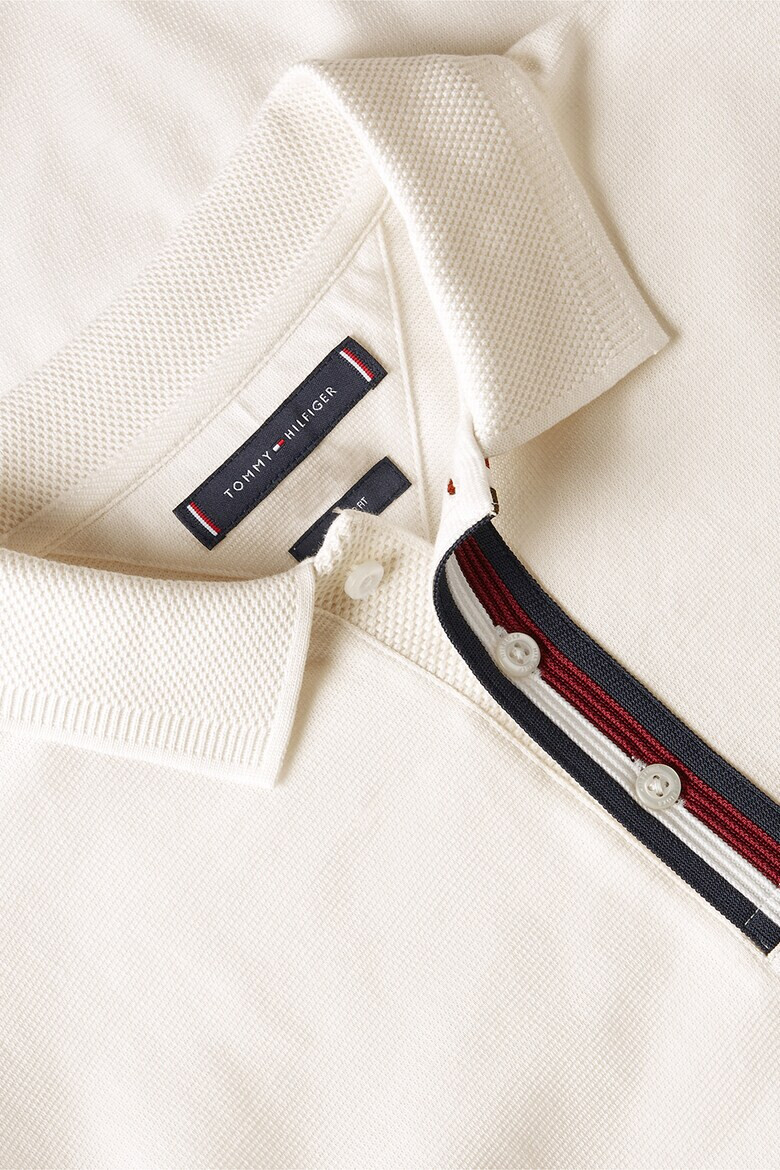 Tommy Hilfiger Пуловер с яка и лого - Pepit.bg