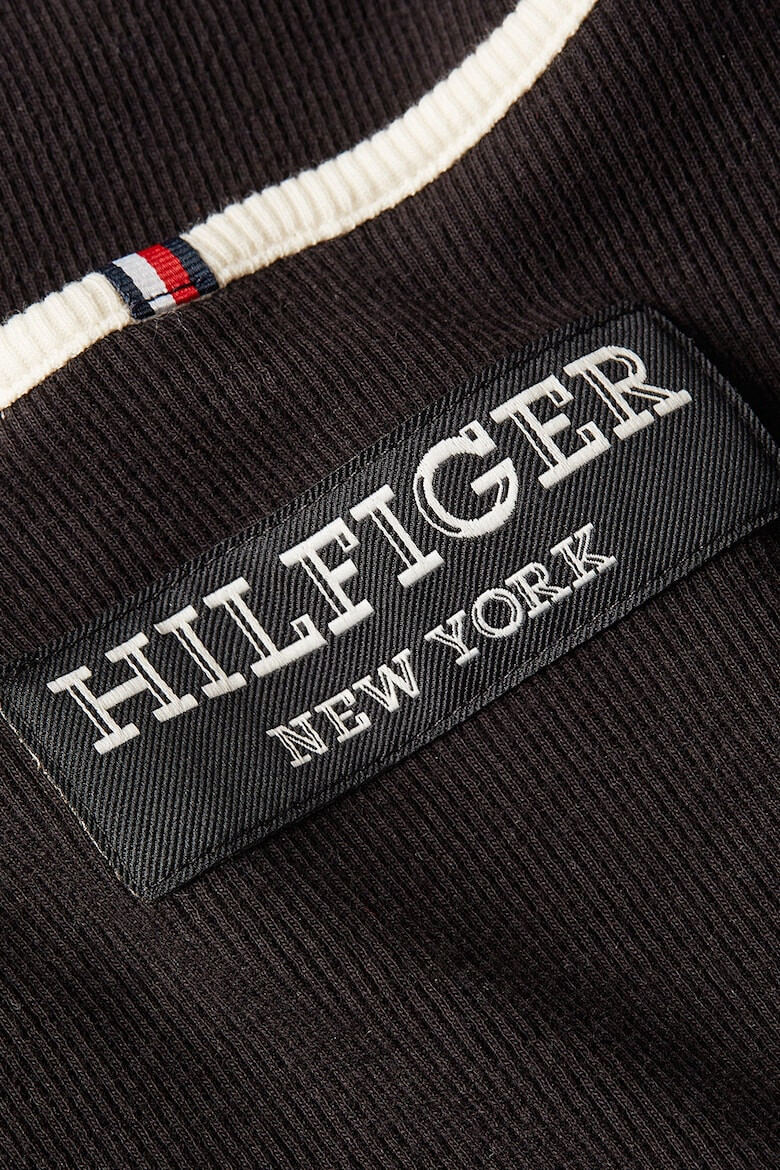 Tommy Hilfiger Рипсена блуза с овално деколте - Pepit.bg