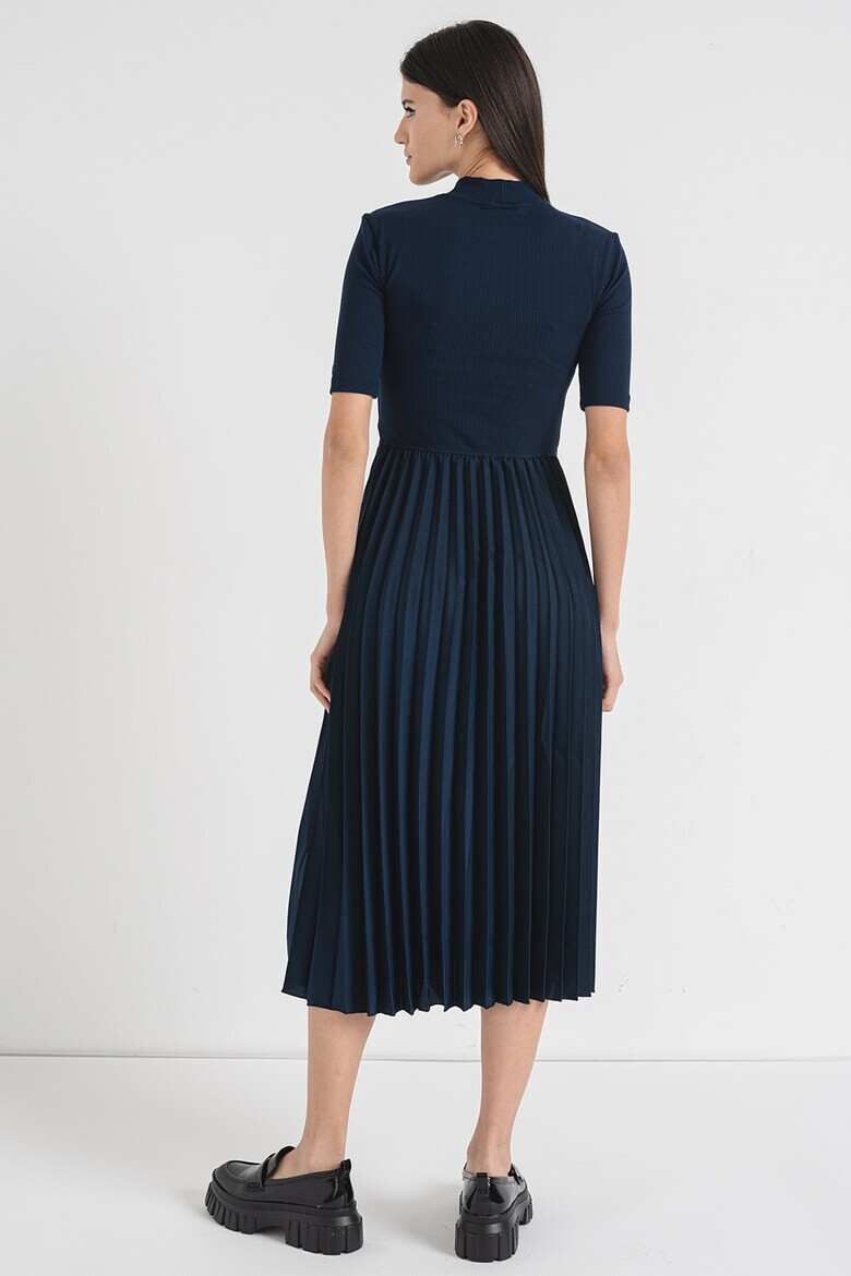 Tommy Hilfiger Рокля с плисе - Pepit.bg