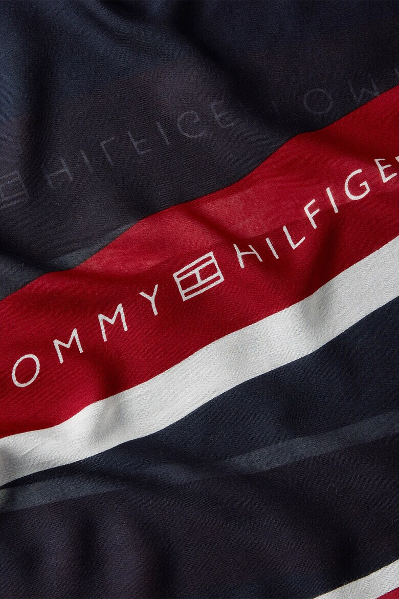 Tommy Hilfiger Шал от модал с райе и десен с лого - Pepit.bg