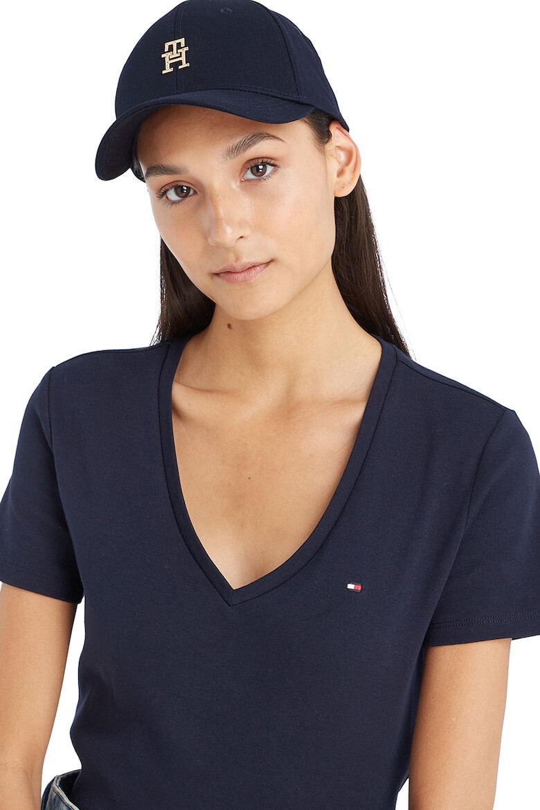 Tommy Hilfiger Шапка Iconic с лого - Pepit.bg