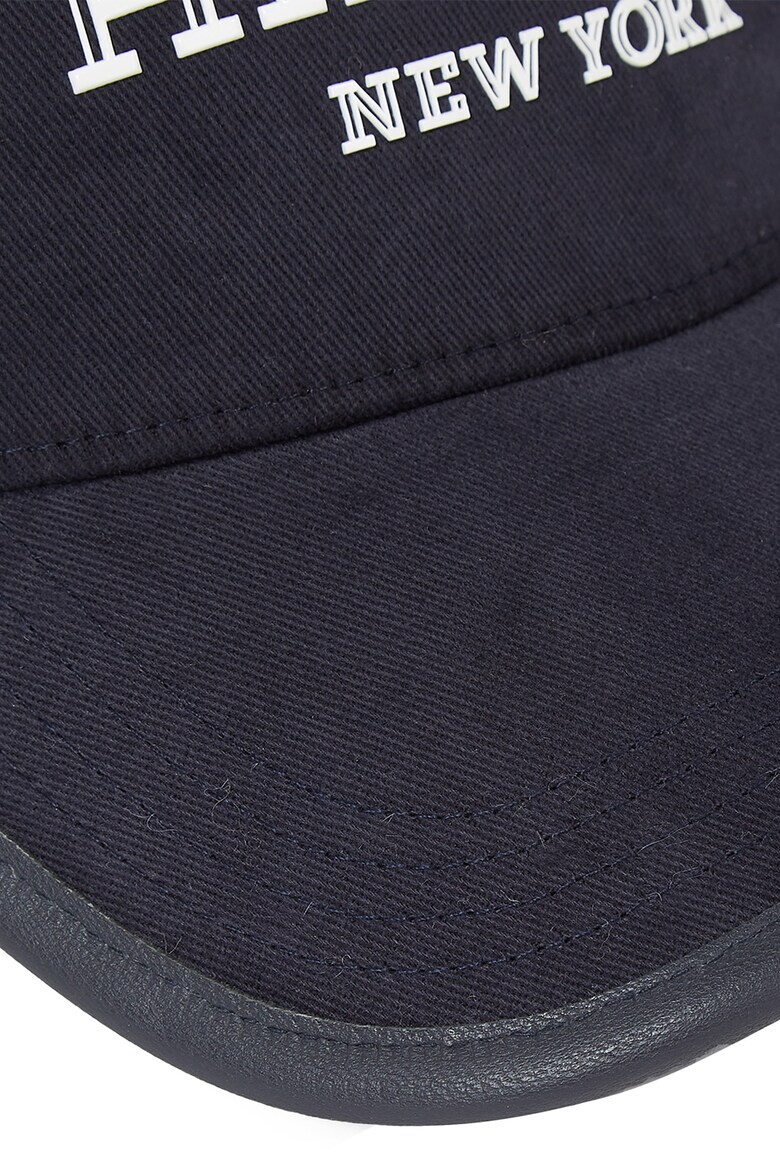 Tommy Hilfiger Шапка Monotype Stacked с лого - Pepit.bg
