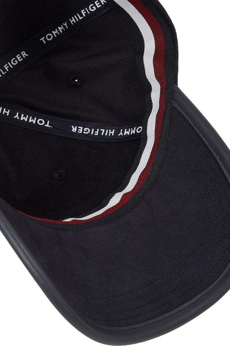 Tommy Hilfiger Шапка Monotype Stacked с лого - Pepit.bg