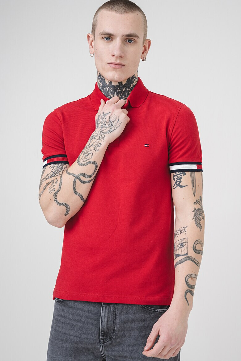 Tommy Hilfiger Слим тениска с яка - Червен - Pepit.bg