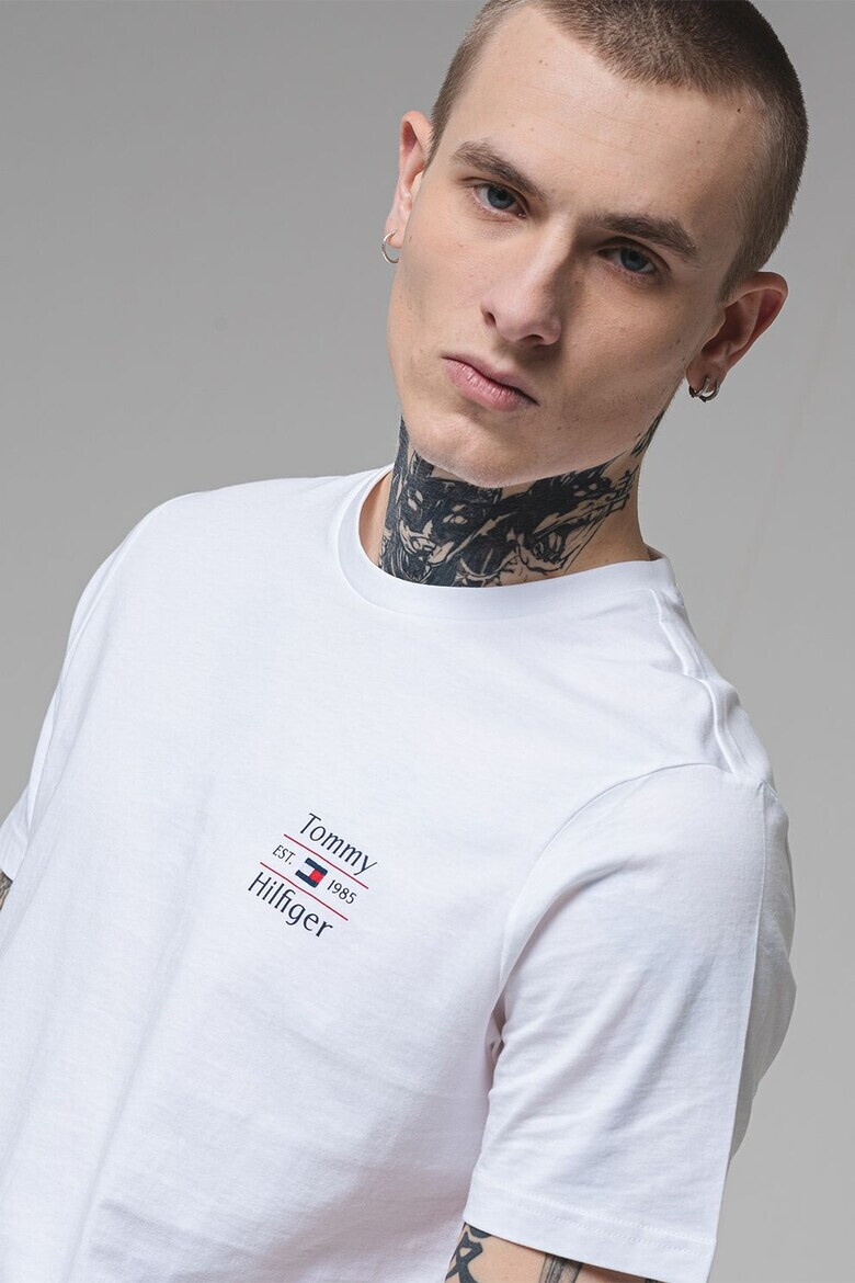 Tommy Hilfiger Тениска с лого - Pepit.bg