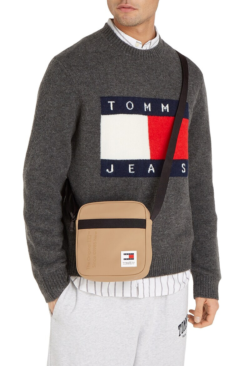 Tommy Jeans Чанта през рамо Essential Daily - Pepit.bg