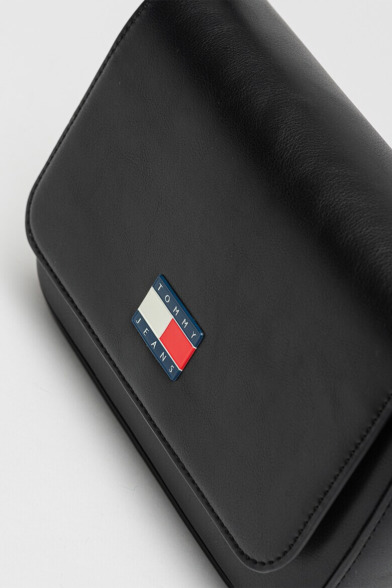 Tommy Jeans Чанта през рамо с капаче - Pepit.bg