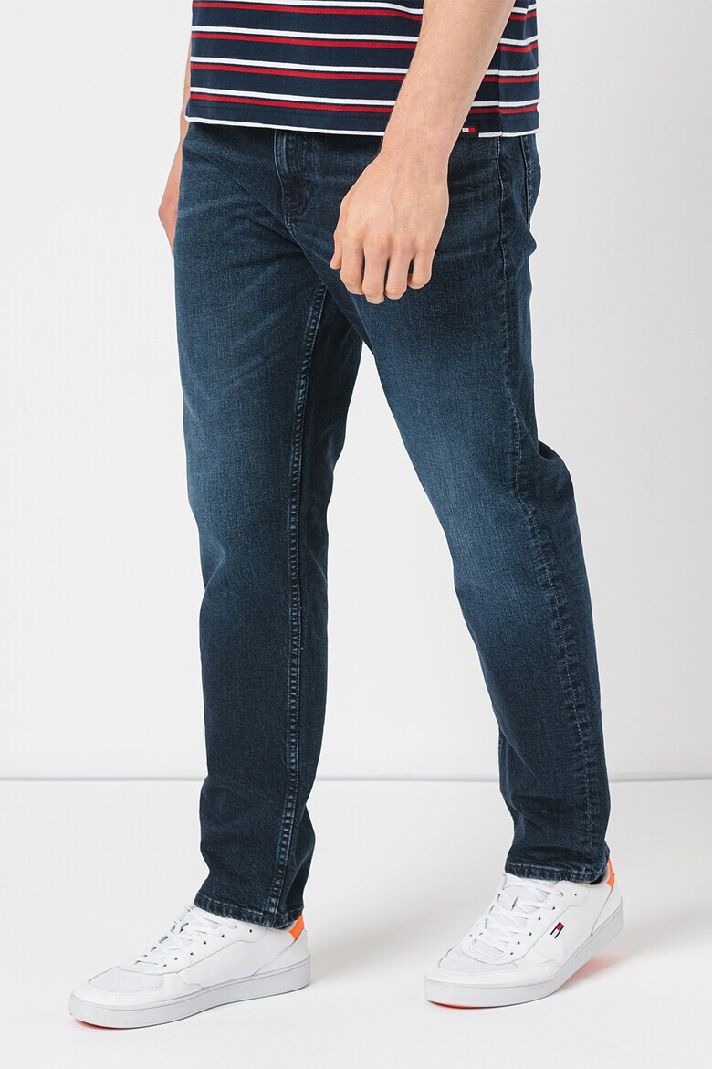Tommy Jeans Дънки Dad със стандартна кройка - Pepit.bg