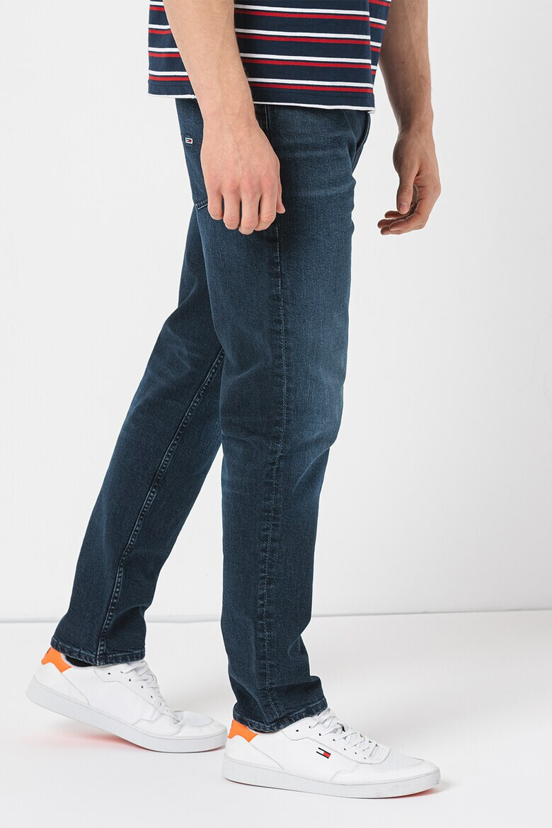 Tommy Jeans Дънки Dad със стандартна кройка - Pepit.bg
