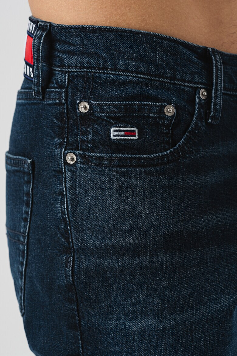 Tommy Jeans Дънки Dad със стандартна кройка - Pepit.bg