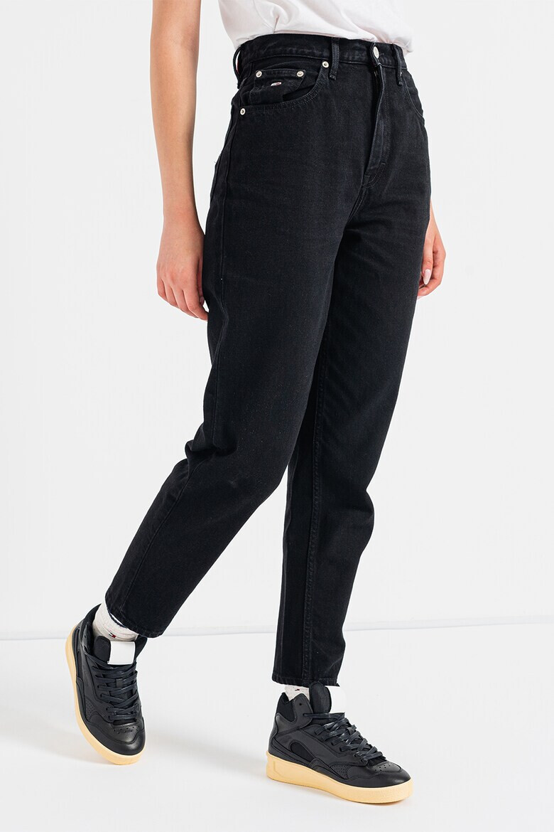 Tommy Jeans Дънки Mom с висока талия - Pepit.bg
