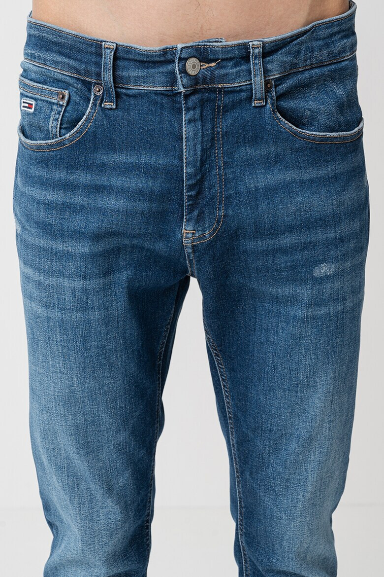 Tommy Jeans Дънки с бродирано лого - Pepit.bg