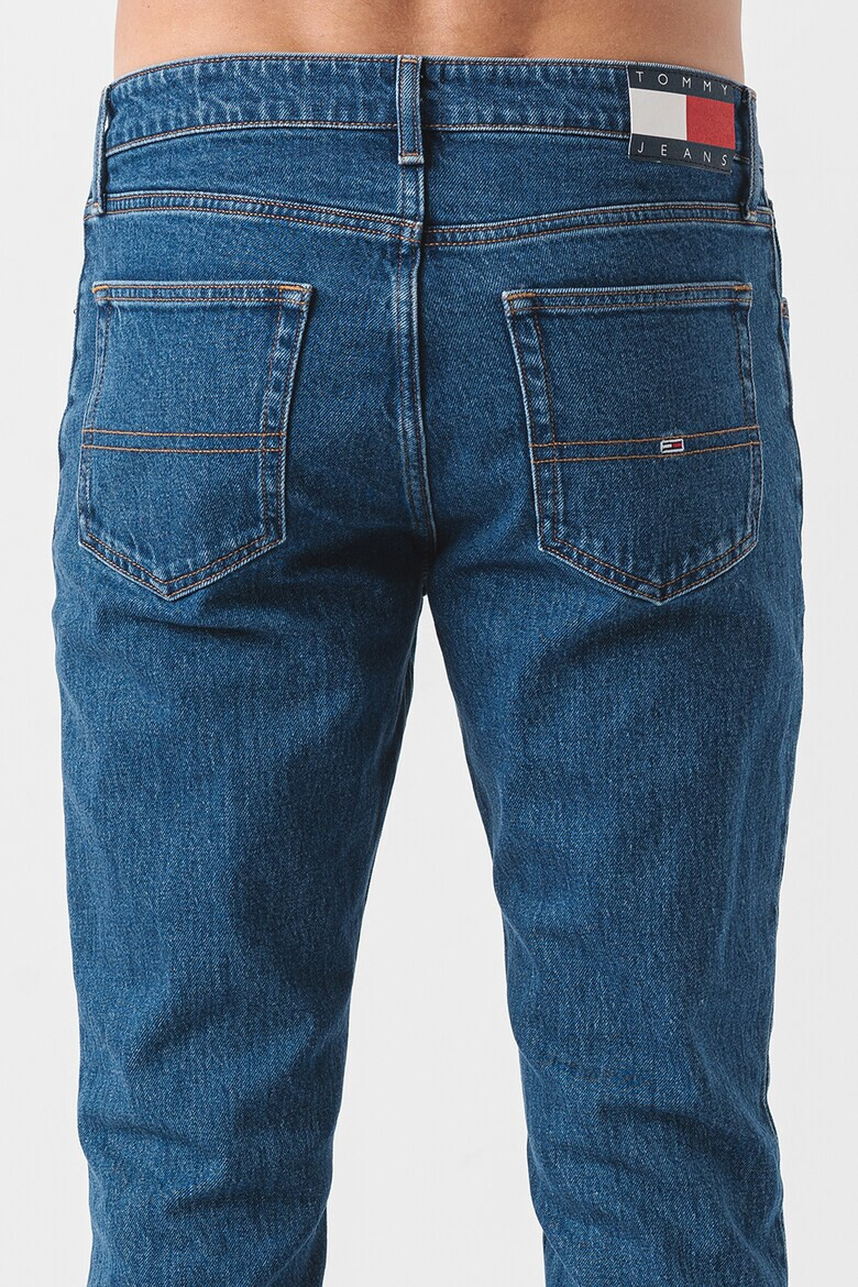 Tommy Jeans Дънки със средна талия - Pepit.bg