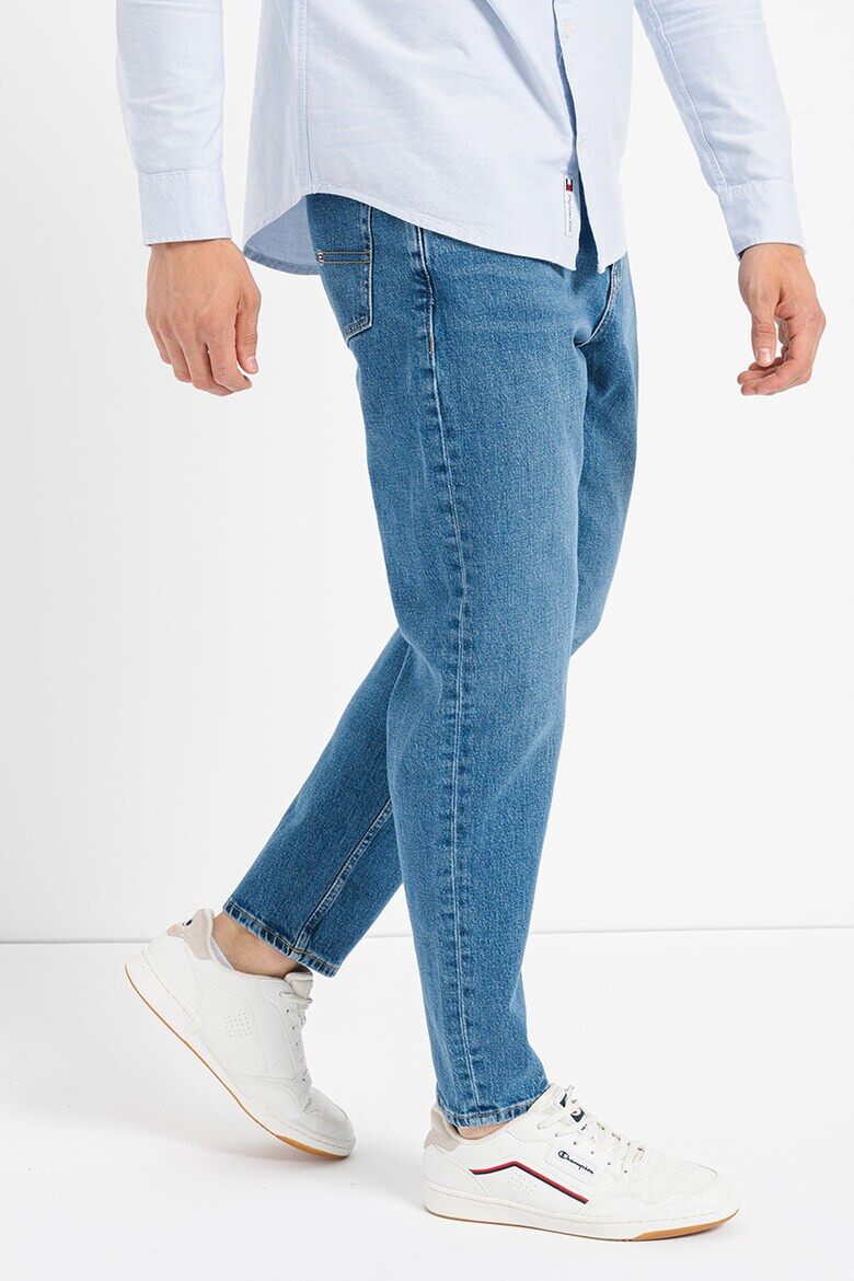 Tommy Jeans Дънки със стандартна кройка - Pepit.bg