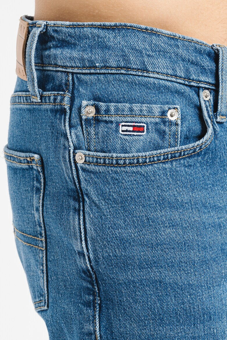 Tommy Jeans Дънки със стандартна кройка - Pepit.bg