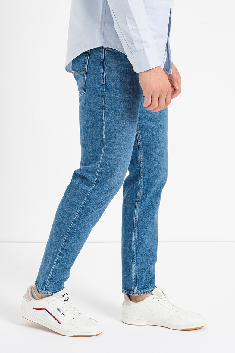 Tommy Jeans Дънки със стеснен крачол - Pepit.bg