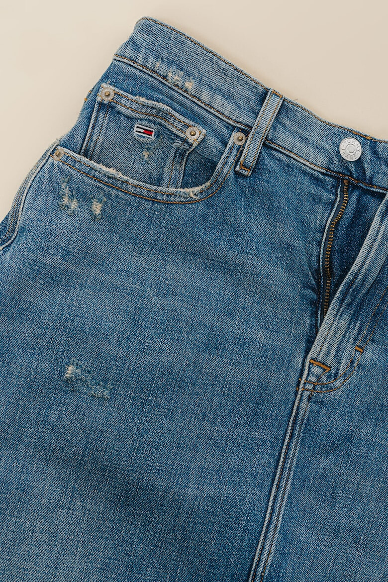 Tommy Jeans Дънкова пола с шлиц отпред - Pepit.bg