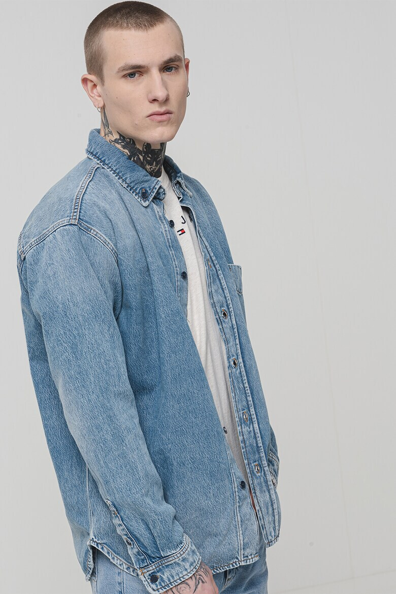 Tommy Jeans Дънкова риза с лиосел - Pepit.bg