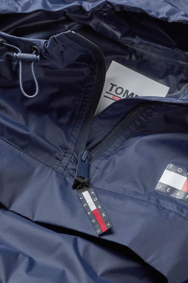 Tommy Jeans Яке с къс цип и прибираща се качулка - Pepit.bg